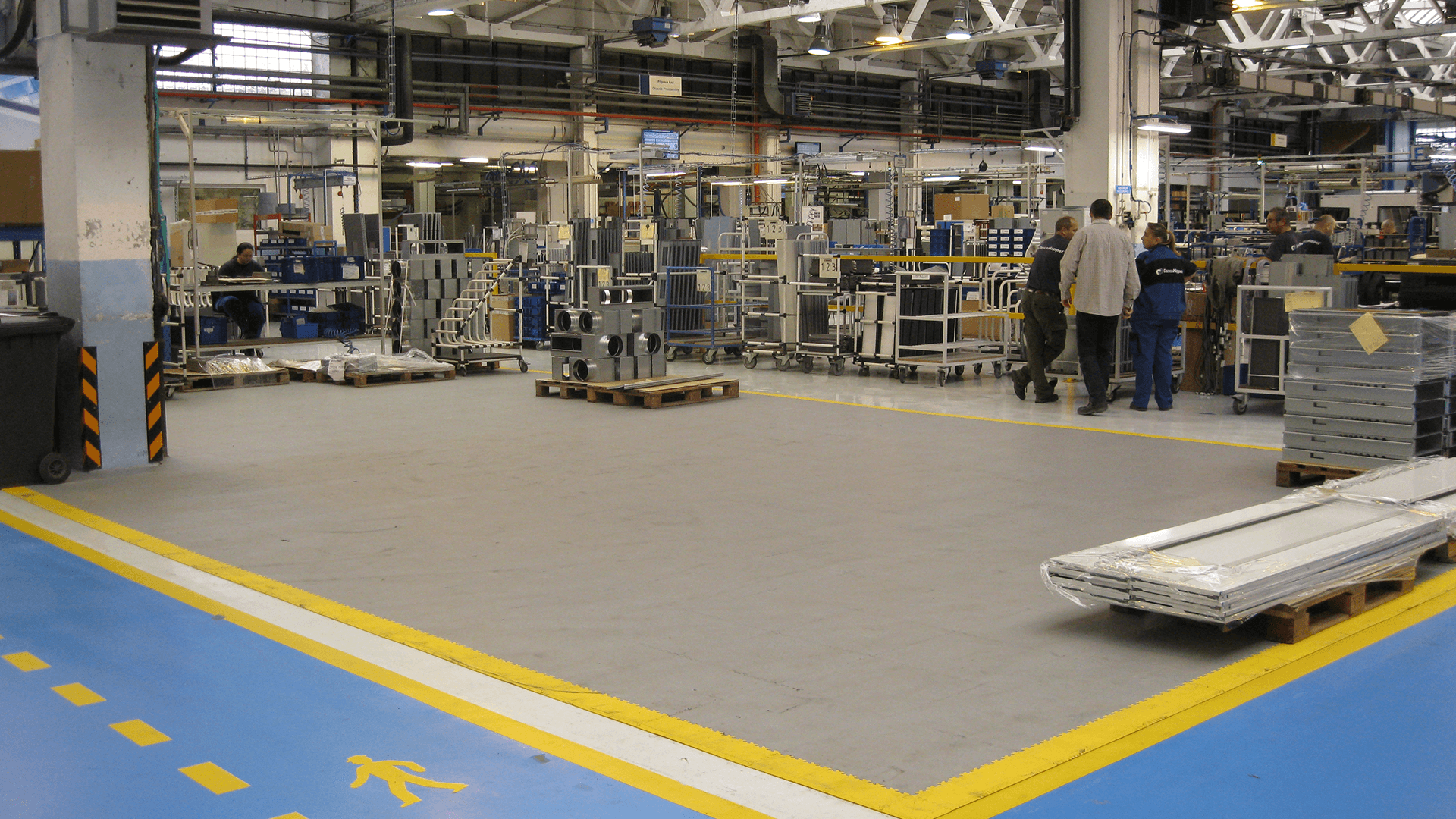 INDUSTRIAL FLOORING - EPOXY BASED SYSTEM